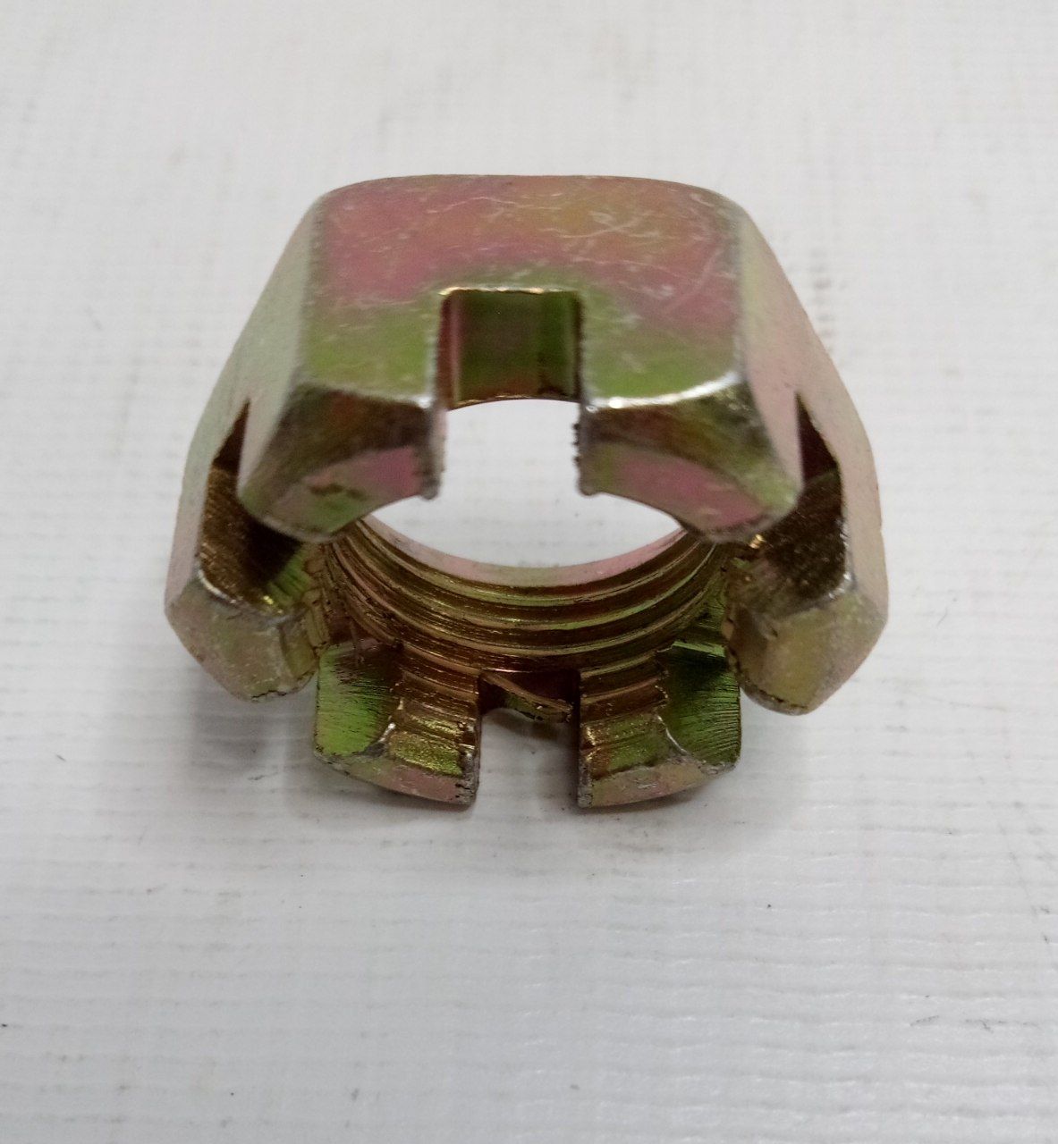 Гайка М18х1,5 рулевого пальца МТЗ (коронч.)