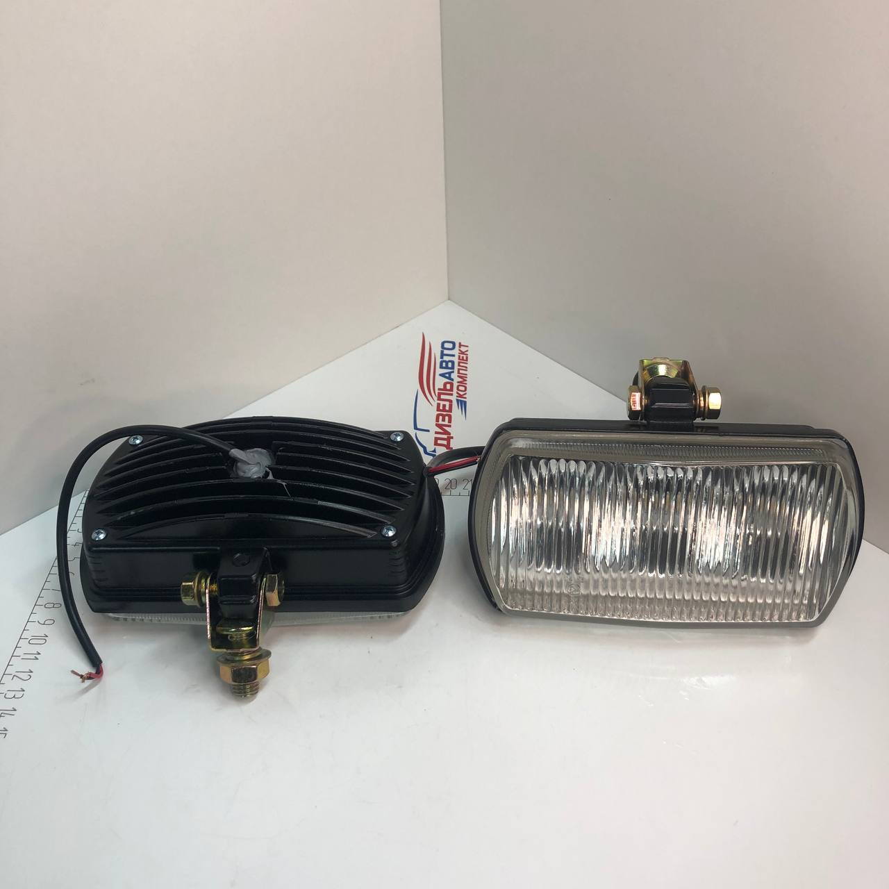 Фара п/туманная белая КамАЗ (12-48В 3 LED)