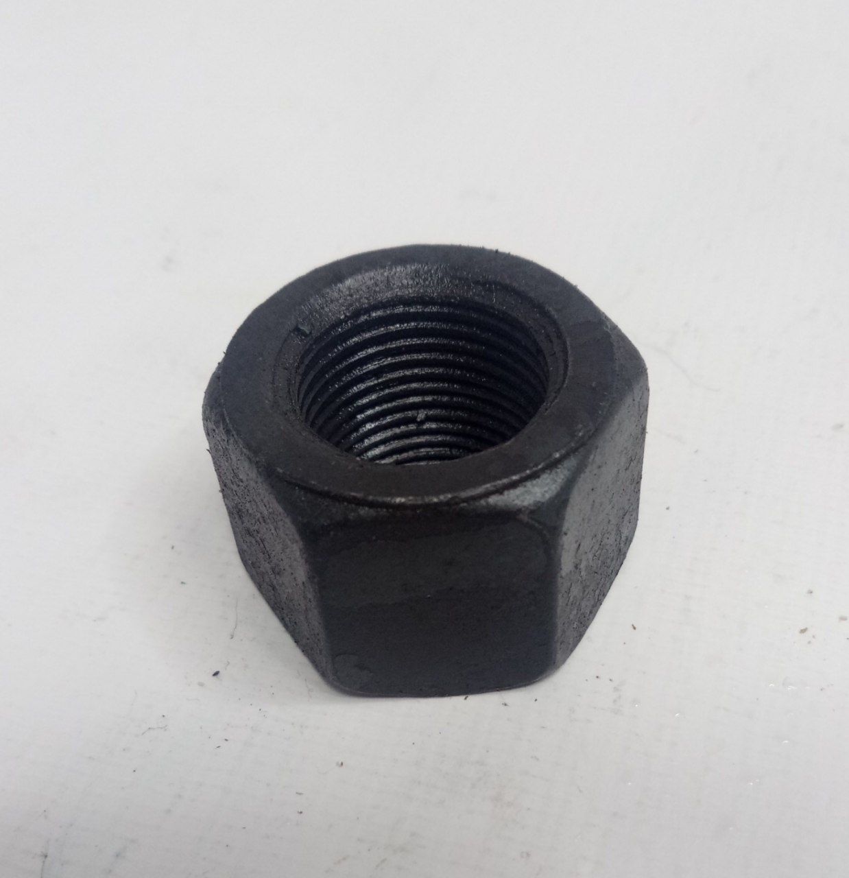 Гайка М20х1,5 башмака Т-130,170